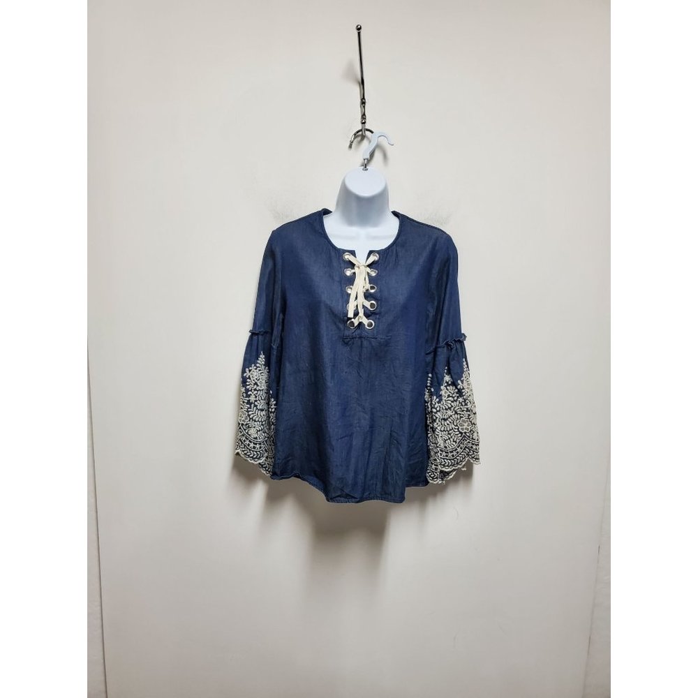 Karen Kane Women's Small Navy Blue White Embroidered Peasant Top Lace Up
